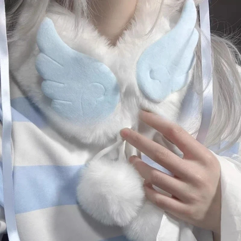 Winter Contrast Color Cute Wings Scarf for Women Harajuku Kawaii Cute Warm Neckerchief Y2k Aesthetic Fluffy Bandage Scarves New
Winter Contrast Color Cute Wings Scarf for Women Harajuku Kawaii Cute Warm Neckerchief Y2k Aesthetic Fluffy Bandage Scarves New