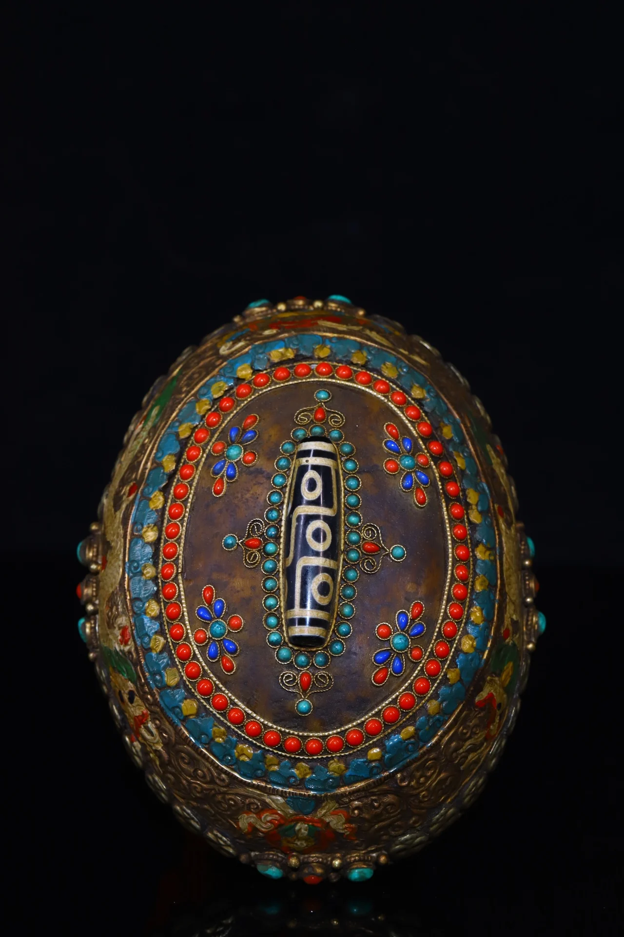 7"Tibetan Temple Collection Old Gabala Bowl Mosaic Gem gZi Beads Painted Dragon Texture Kapala Skull Cup Bowl Amulet Dharam
7"Tibetan Temple Collection Old Gabala Bowl Mosaic Gem gZi Beads Painted Dragon Texture Kapala Skull Cup Bowl Amulet Dharam
