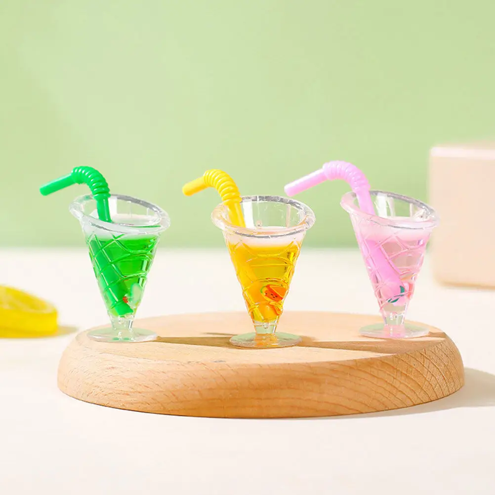 5Pcs Lovely Miniature Juice Cup Decor Hawaiian Style Realistic Fake Dessert for Mini House Kitchen Summer Tropical Party
5Pcs Lovely Miniature Juice Cup Decor Hawaiian Style Realistic Fake Dessert for Mini House Kitchen Summer Tropical Party