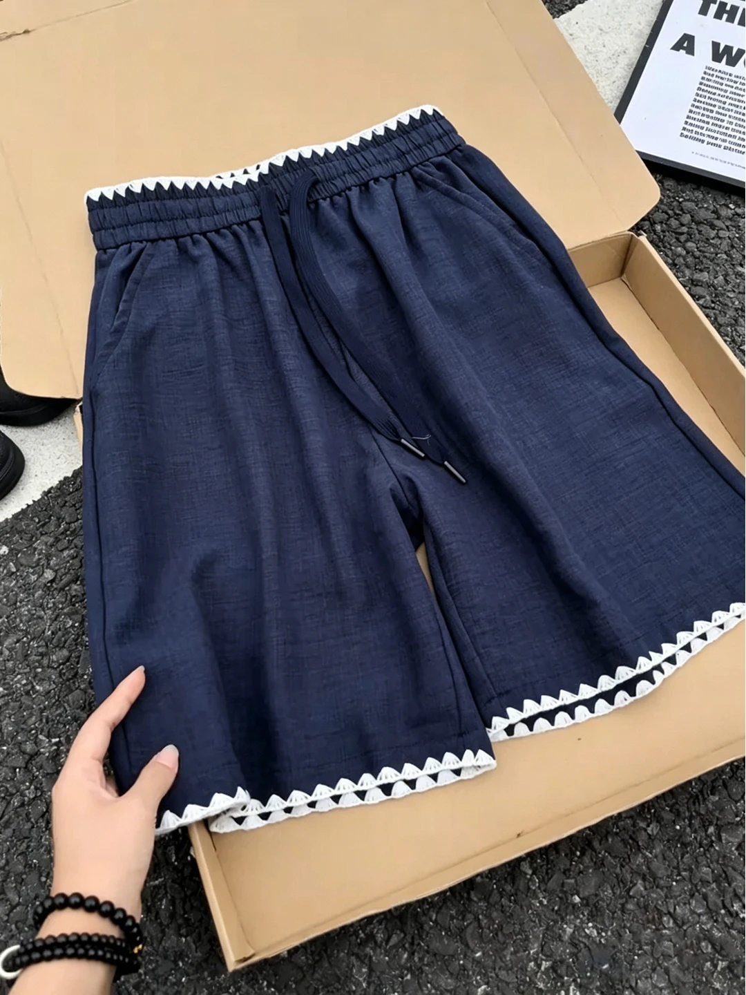 Loose Fit Men's Cotton-Like Linen Short Pants Summer Breathable Quick-Dry Five-Quarter Casual Embroidered Leisure Mid-Length
Loose Fit Men's Cotton-Like Linen Short Pants Summer Breathable Quick-Dry Five-Quarter Casual Embroidered Leisure Mid-Length