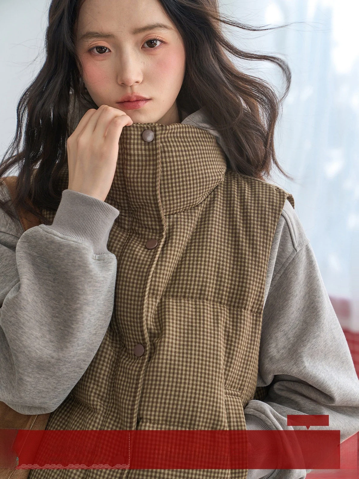 MoZao Brown Plaid Stand Collar Svel Layered Warm down Vest Women's Winter Small Size oulder Pad Vest Outerwear
MoZao Brown Plaid Stand Collar Svel Layered Warm down Vest Women's Winter Small Size oulder Pad Vest Outerwear