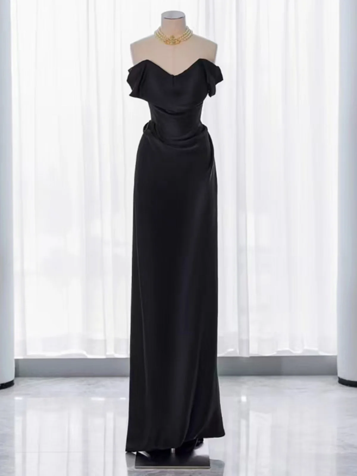 Ele Long Satin Gown One oulder Dr for Adult Ceremony Conference Host Winter Formal Evening Par Performance
Ele Long Satin Gown One oulder Dr for Adult Ceremony Conference Host Winter Formal Evening Par Performance