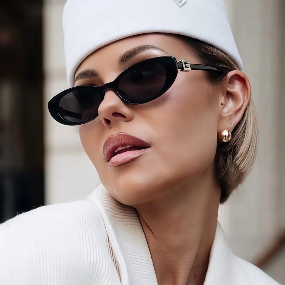 Luxury Female Sunglasses Fashion With Diamonds Sun Glasses Ins Trendy Small Cat Eye For Women Eyewear Gafas De Sol
Luxury Female Sunglasses Fashion With Diamonds Sun Glasses Ins Trendy Small Cat Eye For Women Eyewear Gafas De Sol