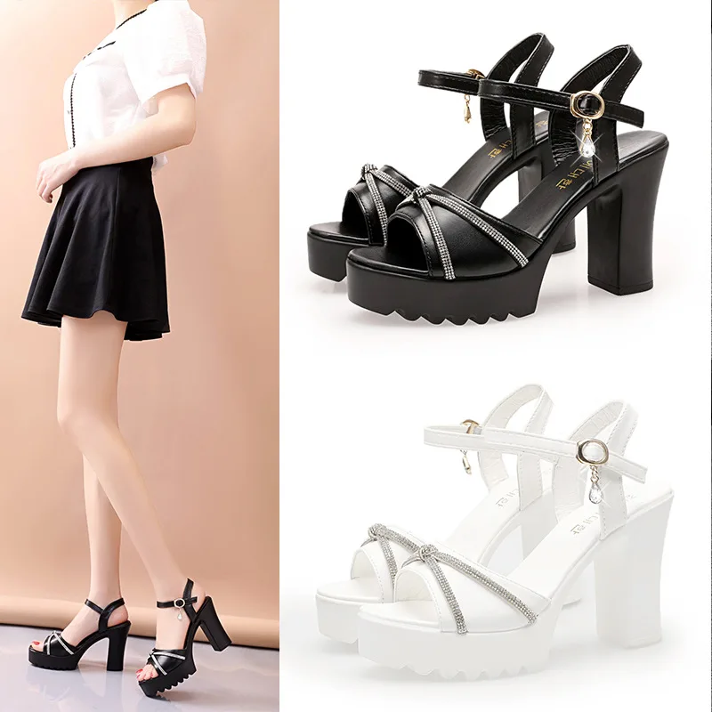 New Women's High Heel Sandals Thick Heel Waterproof Platform Summer Soft Leather Comfortable Fashionable Heightening Shoes
New Women's High Heel Sandals Thick Heel Waterproof Platform Summer Soft Leather Comfortable Fashionable Heightening Shoes