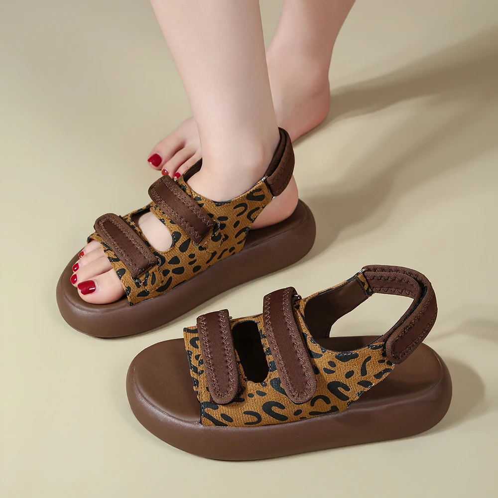 Women's Leopard Print Platform Sandals Open Toe Double Hook & Loop Ankle Strap Casual Summer Thick Sole Slingback Sandals Shoes
Women's Leopard Print Platform Sandals Open Toe Double Hook & Loop Ankle Strap Casual Summer Thick Sole Slingback Sandals Shoes