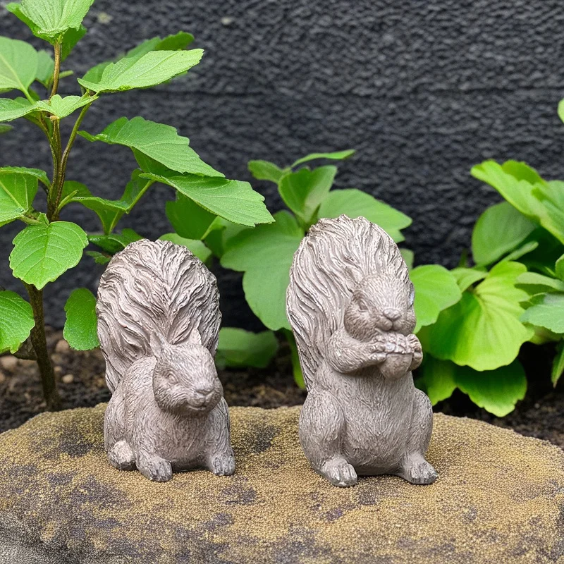 European Style Resin Animal Sculpture Squirrel Christmas Decoration Garden Lawn Yard Art Ornament Realistic Craft Home Decor
European Style Resin Animal Sculpture Squirrel Christmas Decoration Garden Lawn Yard Art Ornament Realistic Craft Home Decor