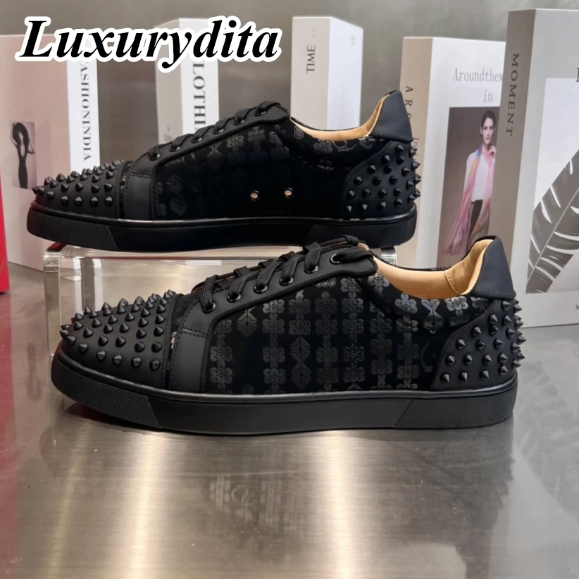Top Quality Womens Trendy Casual Sneakers Luxury Mens Real Leather Tennis Shoes Designr Red Sole Tide Lovers Rivet Shoes HJ0489
Top Quality Womens Trendy Casual Sneakers Luxury Mens Real Leather Tennis Shoes Designr Red Sole Tide Lovers Rivet Shoes HJ0489