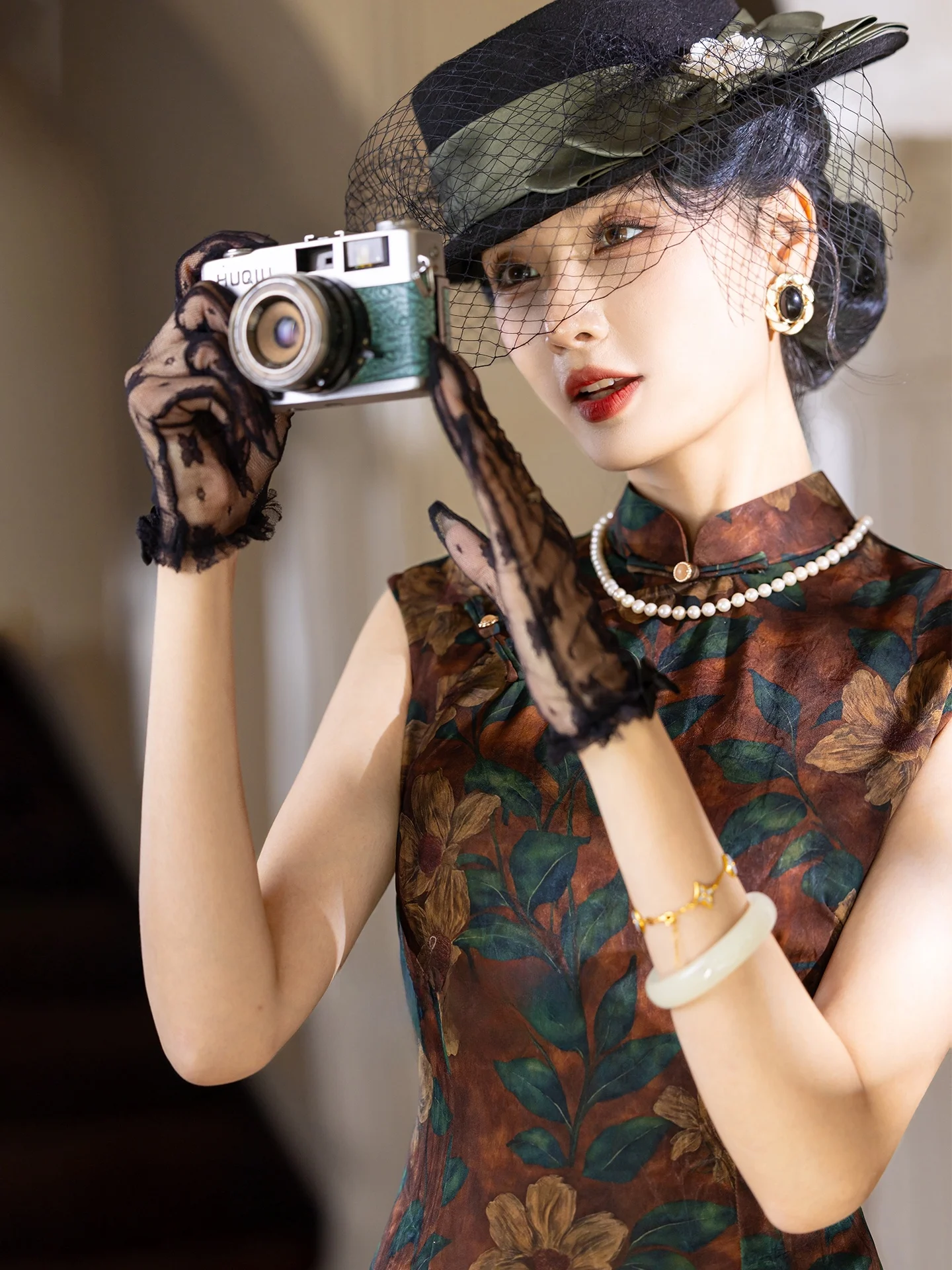 New Chinese Sle Retro Svel Qipao Dr Mom 2026 Daily Young High-End Feeling Long Qipao Dr Floral Pattern
New Chinese Sle Retro Svel Qipao Dr Mom 2026 Daily Young High-End Feeling Long Qipao Dr Floral Pattern