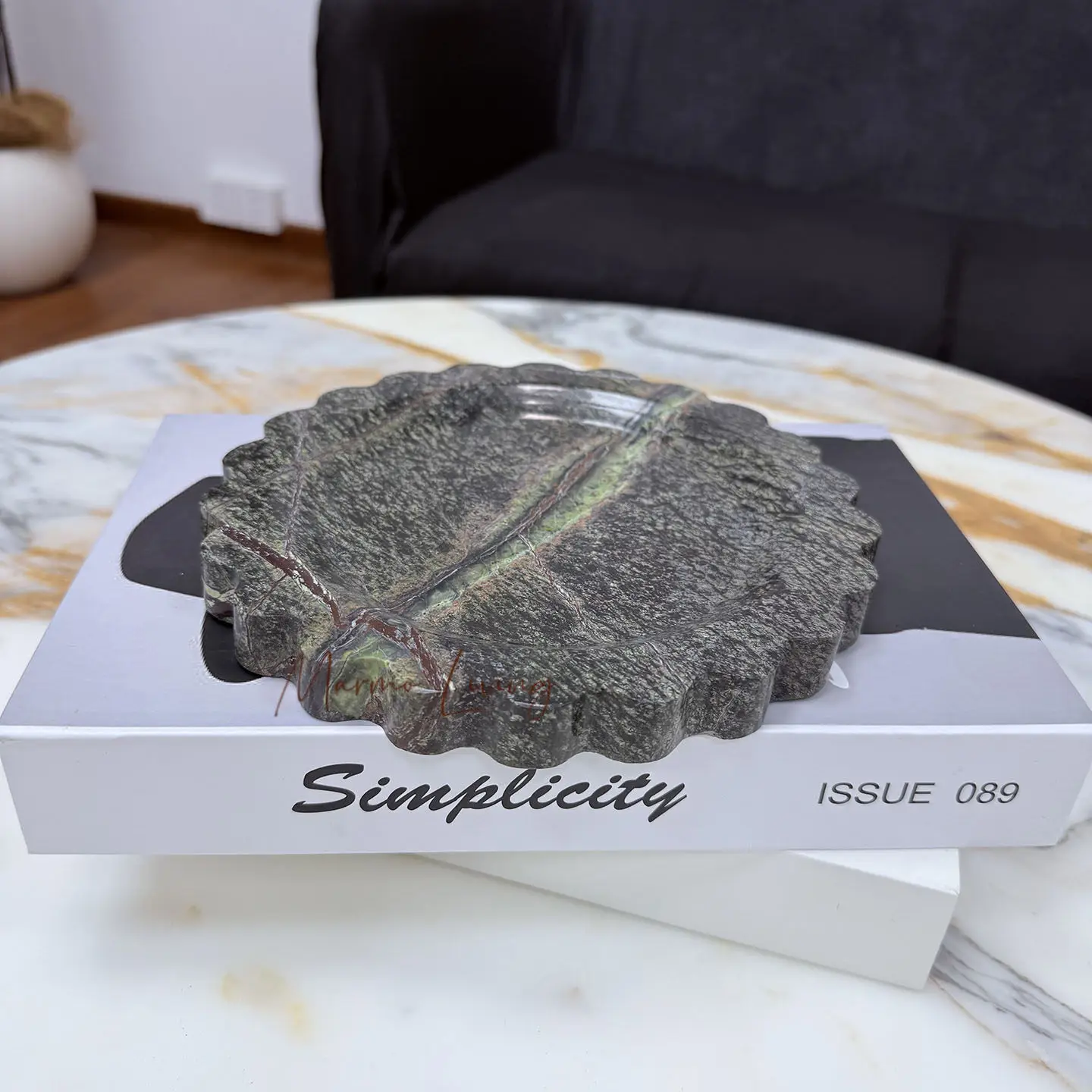 D20CM French Luxury Scalloped Natural Marble Incense Tray Modern Minimalist Creative Decor for Home Hotel Restaurant
D20CM French Luxury Scalloped Natural Marble Incense Tray Modern Minimalist Creative Decor for Home Hotel Restaurant