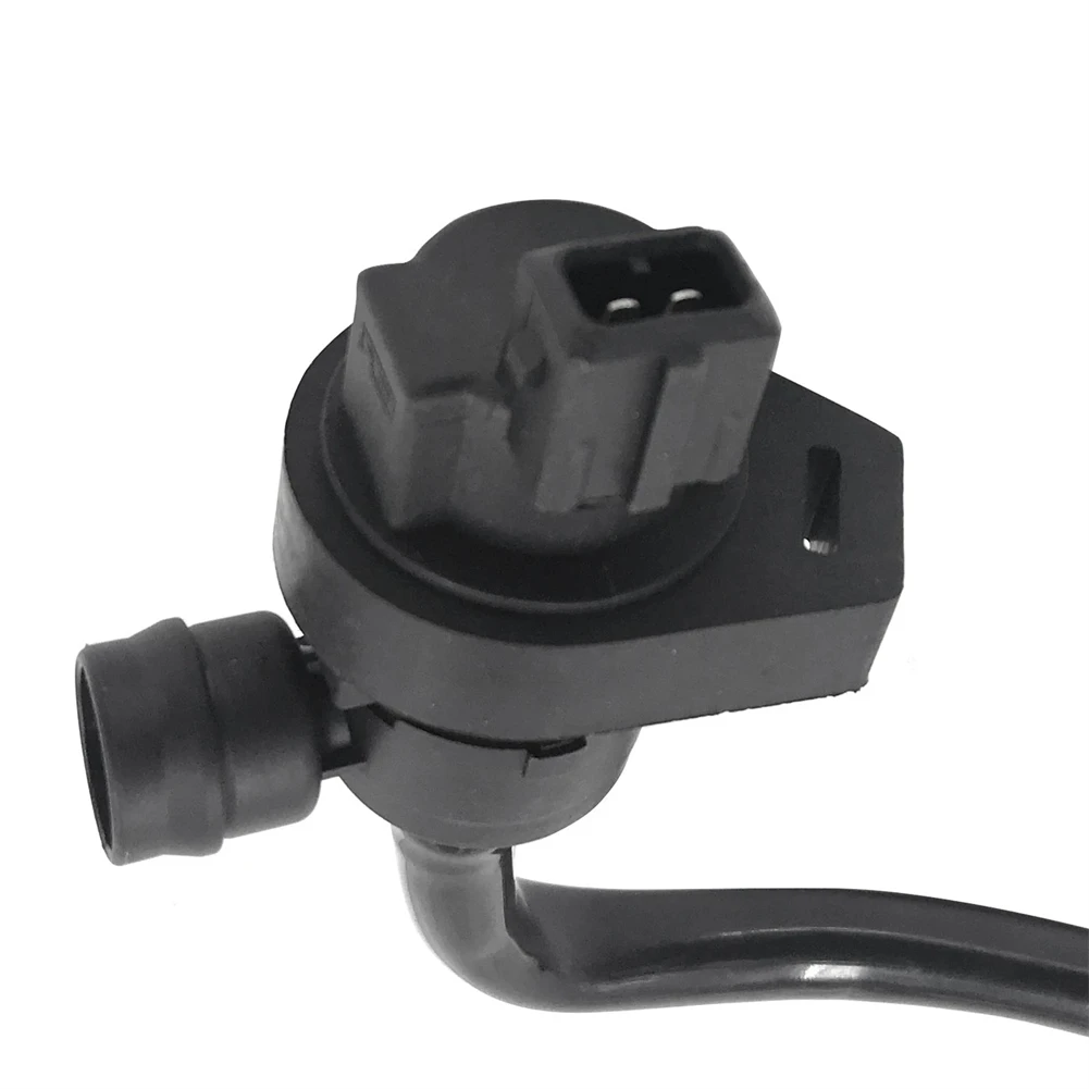 Fuel Vapor Solenoid Vapor Canister Purge Solenoid For Engine Emission Repair Factory Specification Design Black
Fuel Vapor Solenoid Vapor Canister Purge Solenoid For Engine Emission Repair Factory Specification Design Black