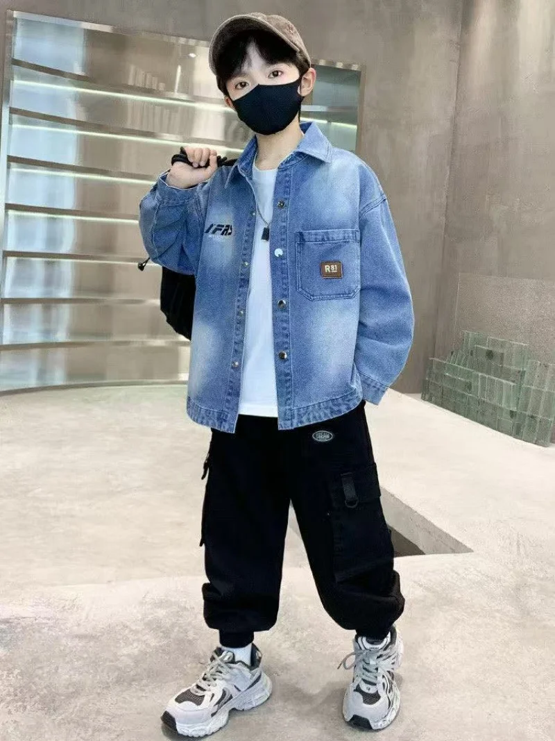 Boys' Spring and Autumn Cowboy Jacket 2025 New Children's Clothing Korean Edition Shirt Boys Fashion Jacket
Boys' Spring and Autumn Cowboy Jacket 2025 New Children's Clothing Korean Edition Shirt Boys Fashion Jacket