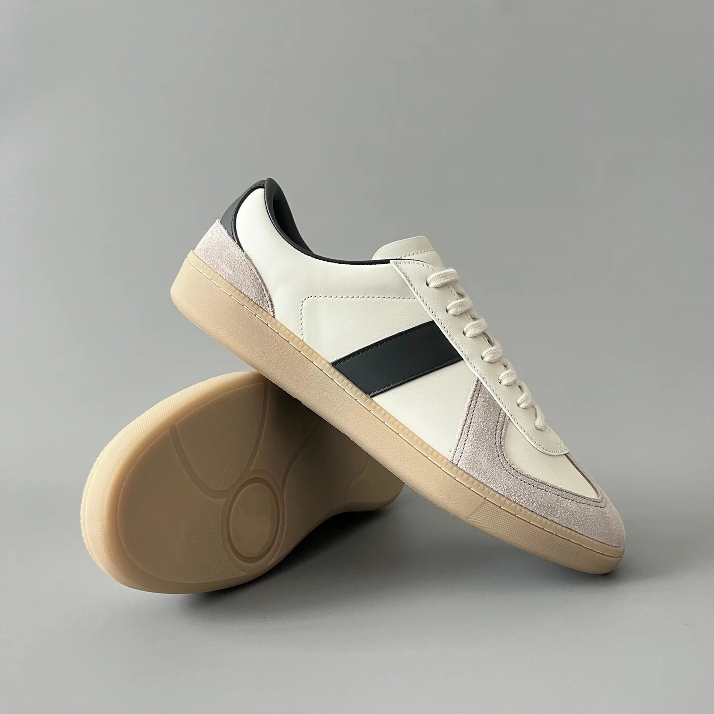 Brand Discount Versatile Casual Shoes New Style Cowhide Patchwork Canvas Shoes Breathable Casual Lace-up Sneakers Men Shoes b01
Brand Discount Versatile Casual Shoes New Style Cowhide Patchwork Canvas Shoes Breathable Casual Lace-up Sneakers Men Shoes b01