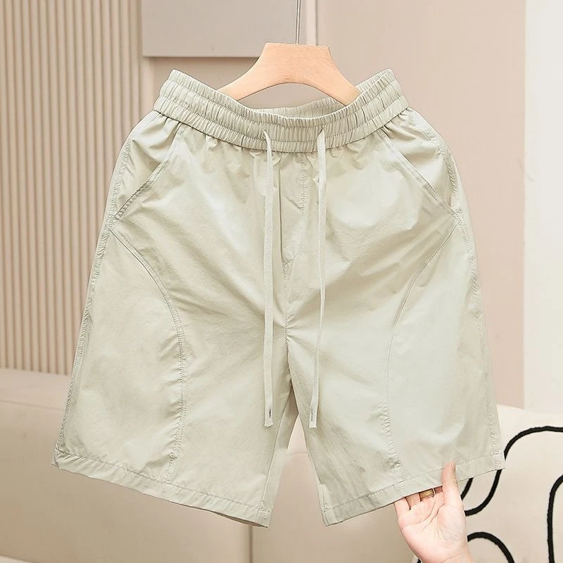 New Summer Men's Quick-Dry Shorts Loose American Casual Style Simple Premium Versatile Beach 5-Point Shorts
New Summer Men's Quick-Dry Shorts Loose American Casual Style Simple Premium Versatile Beach 5-Point Shorts