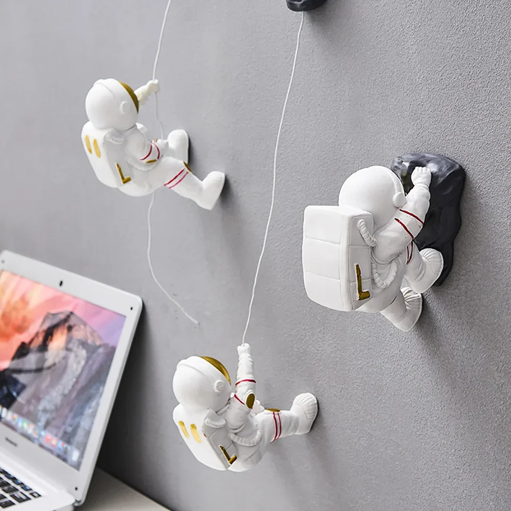 nordic Teen room home decoration wall decorations living room accessories living room modern wall decor Astronaut wall hanging
nordic Teen room home decoration wall decorations living room accessories living room modern wall decor Astronaut wall hanging