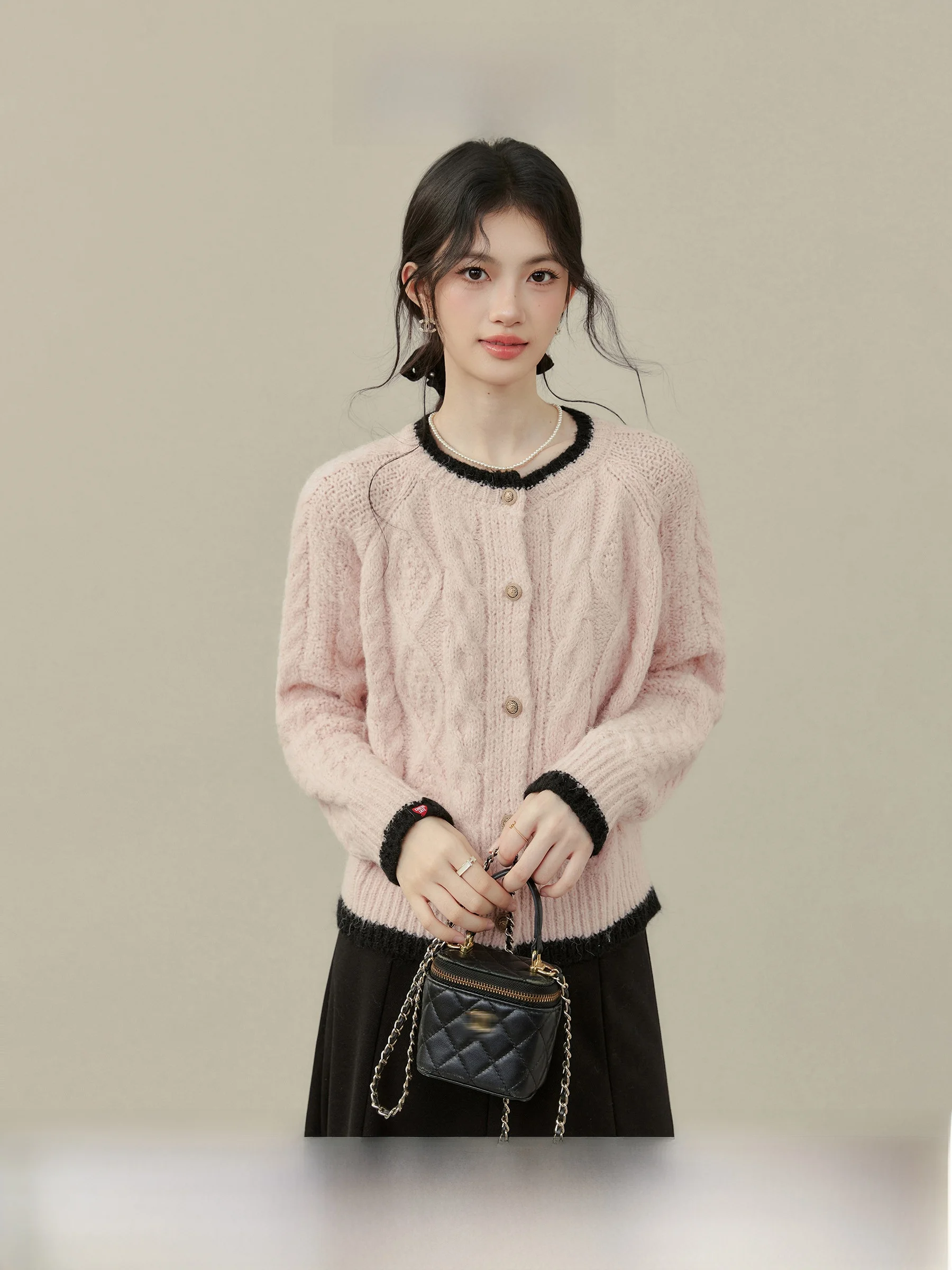Loose Long Sleeve Women's Knitted Sweater Pastel Pink Twist Casual Style Online Exclusive Knitwear Open Cardigan Top
Loose Long Sleeve Women's Knitted Sweater Pastel Pink Twist Casual Style Online Exclusive Knitwear Open Cardigan Top
