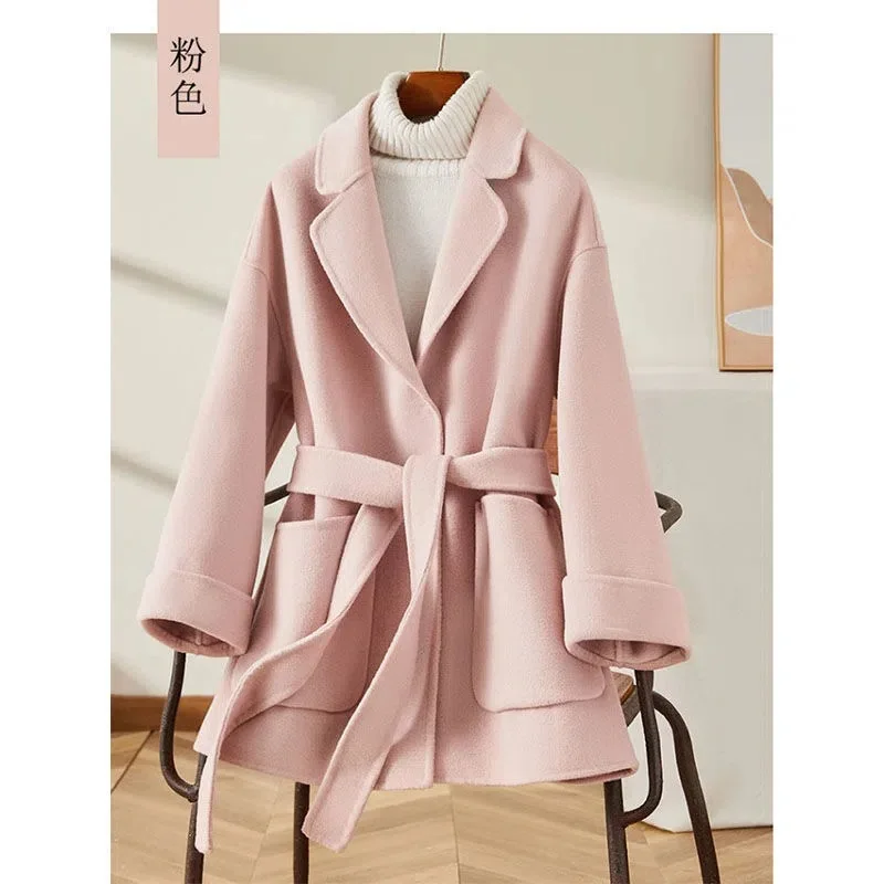 Elegant Solid Wool Jacket for Women Fall Winter 2023 New Korean Fashion Oversized Long Sleeve Lace Up Casual Y2k Coats
Elegant Solid Wool Jacket for Women Fall Winter 2023 New Korean Fashion Oversized Long Sleeve Lace Up Casual Y2k Coats