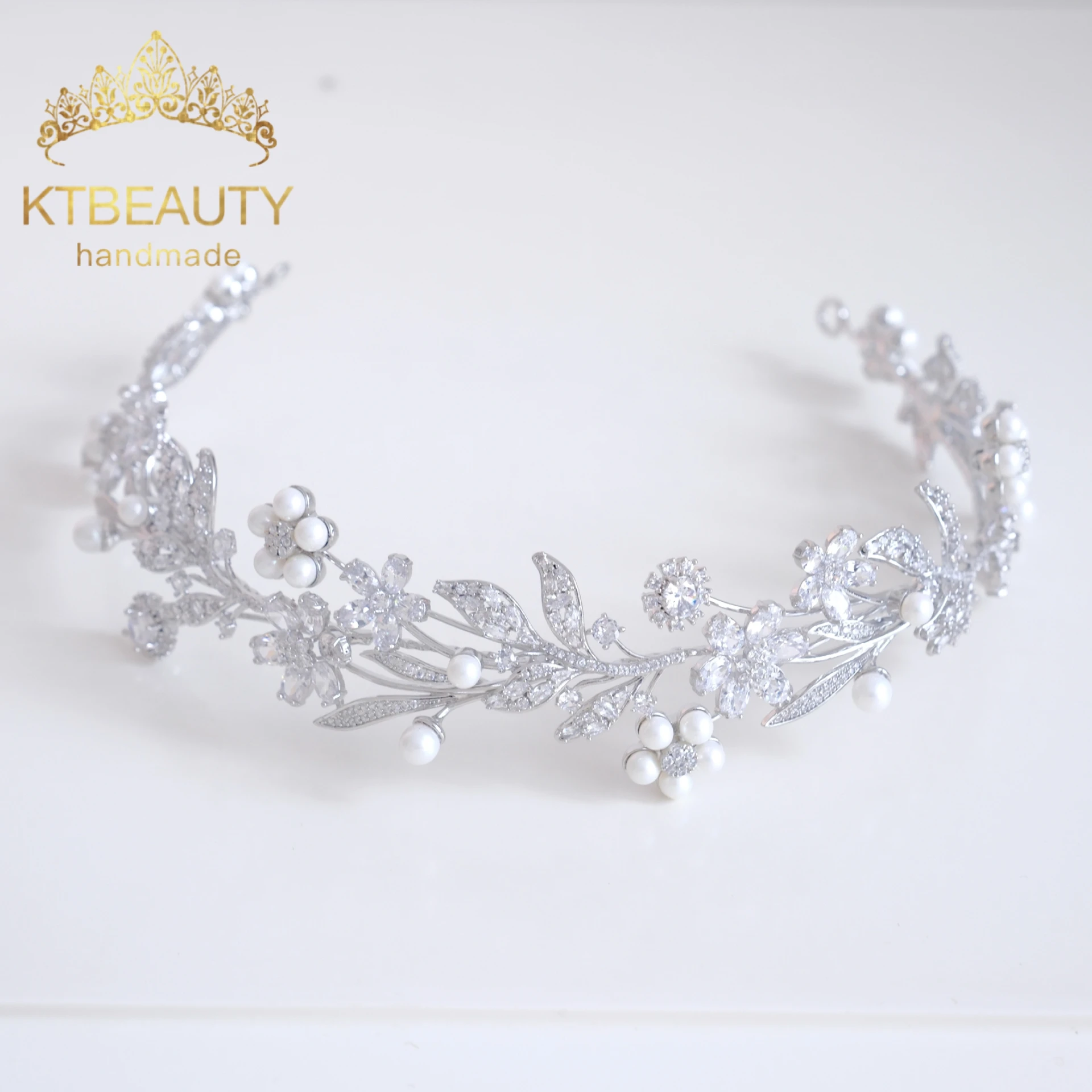 KTBEAUTY заколка для волос повязки на голову женские волосы модная классическая звезда Гуандун украшения для волос аксессуары вспышка распродажа
KTBEAUTY заколка для волос повязки на голову женские волосы модная классическая звезда Гуандун украшения для волос аксессуары вспышка распродажа