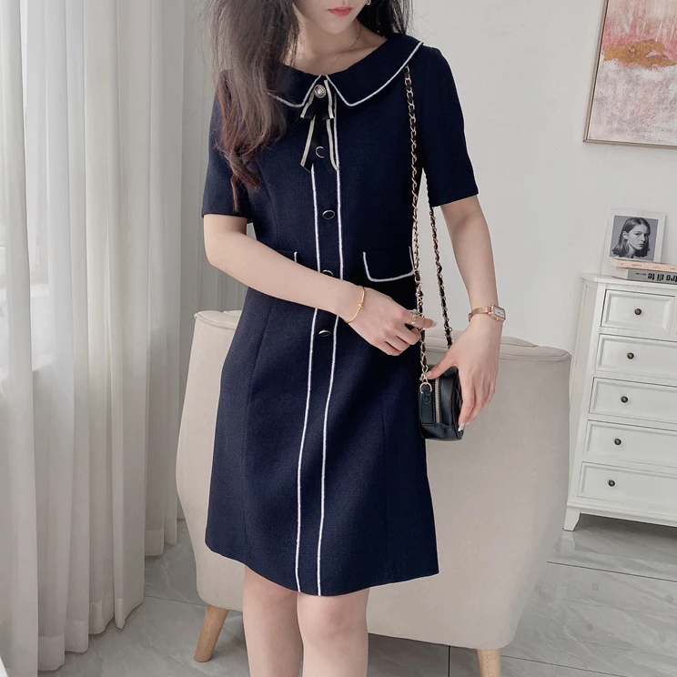 Elegant Lady's A-Line Dress with Collar Bow Color Block Tapered Waist Long Skirt Short Sleeve High Waist Commute Style
Elegant Lady's A-Line Dress with Collar Bow Color Block Tapered Waist Long Skirt Short Sleeve High Waist Commute Style