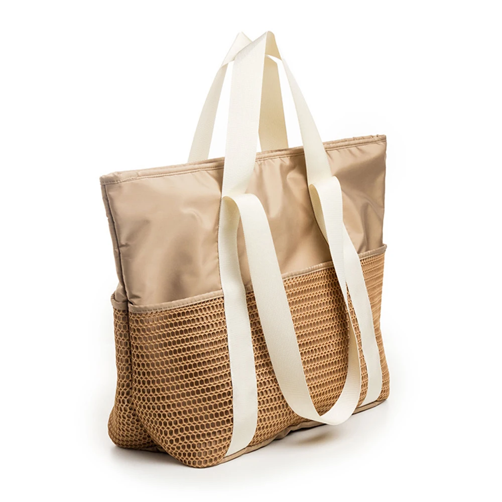 Пляжная сумка большой вместимости, водонепроницаемая и устойчивая к песку, для женщин, с молнией и отделением для мокрых вещей.
Пляжная сумка большой вместимости, водонепроницаемая и устойчивая к песку, для женщин, с молнией и отделением для мокрых вещей.