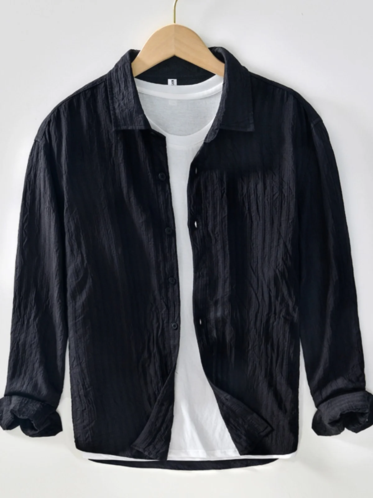 Мужская свободная однотонная футболка на весну-осень, повседневная, в корейском стиле, универсальная
Мужская свободная однотонная футболка на весну-осень, повседневная, в корейском стиле, универсальная