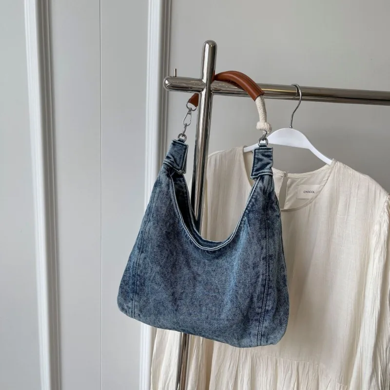 Casual Denim Tote Bag for Women Shoulder Bags Large Capacity Fashionable Underarm Bag Purse and Handbags Designer Bags Сумка Sac
Casual Denim Tote Bag for Women Shoulder Bags Large Capacity Fashionable Underarm Bag Purse and Handbags Designer Bags Сумка Sac