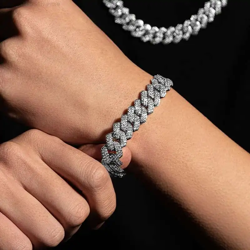 RTS Mossanite Cuban Bracelet Fine Jewelry 2rows 10mm-14mm S925 Silver GRA VVS Iced Out Moissanite Diamond Hip Hop Style Bracelet
RTS Mossanite Cuban Bracelet Fine Jewelry 2rows 10mm-14mm S925 Silver GRA VVS Iced Out Moissanite Diamond Hip Hop Style Bracelet