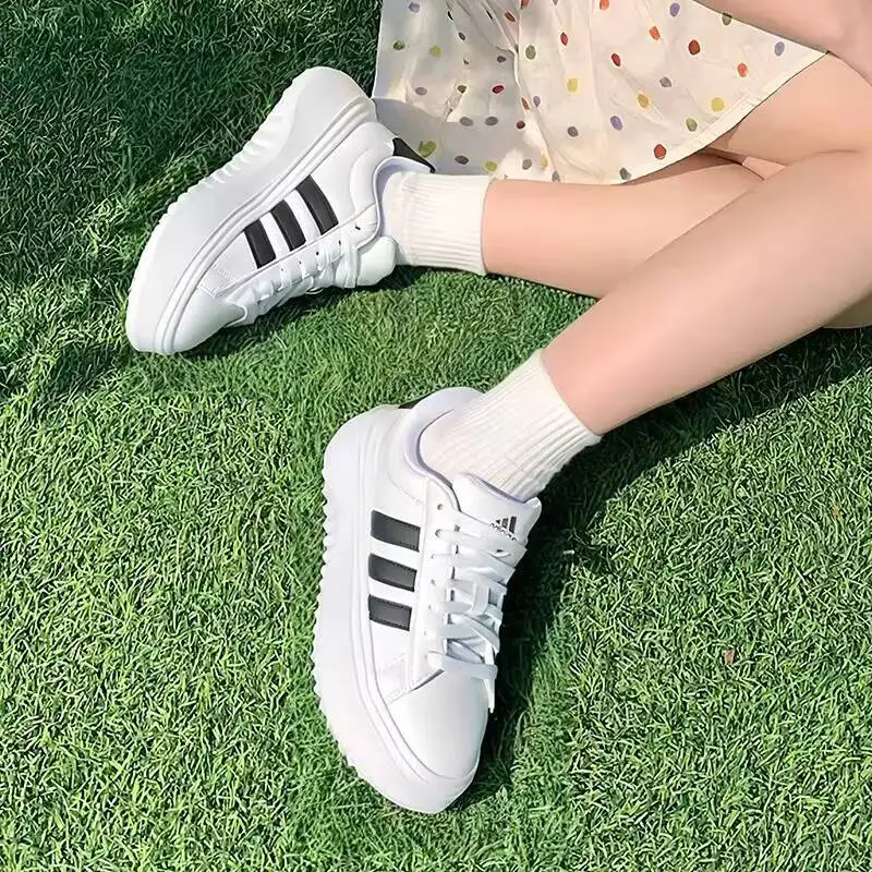 2026 Women Grand Platform Slip-On Sneakers Adidas Official New Low-Top White Sports Footwear IE1092
2026 Women Grand Platform Slip-On Sneakers Adidas Official New Low-Top White Sports Footwear IE1092