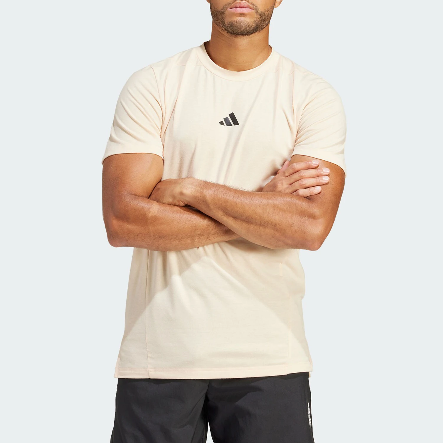 Adidas Original 2024 New Men's Sports Training Round Neck Short Sleeve T-shirt IS3827
Adidas Original 2024 New Men's Sports Training Round Neck Short Sleeve T-shirt IS3827