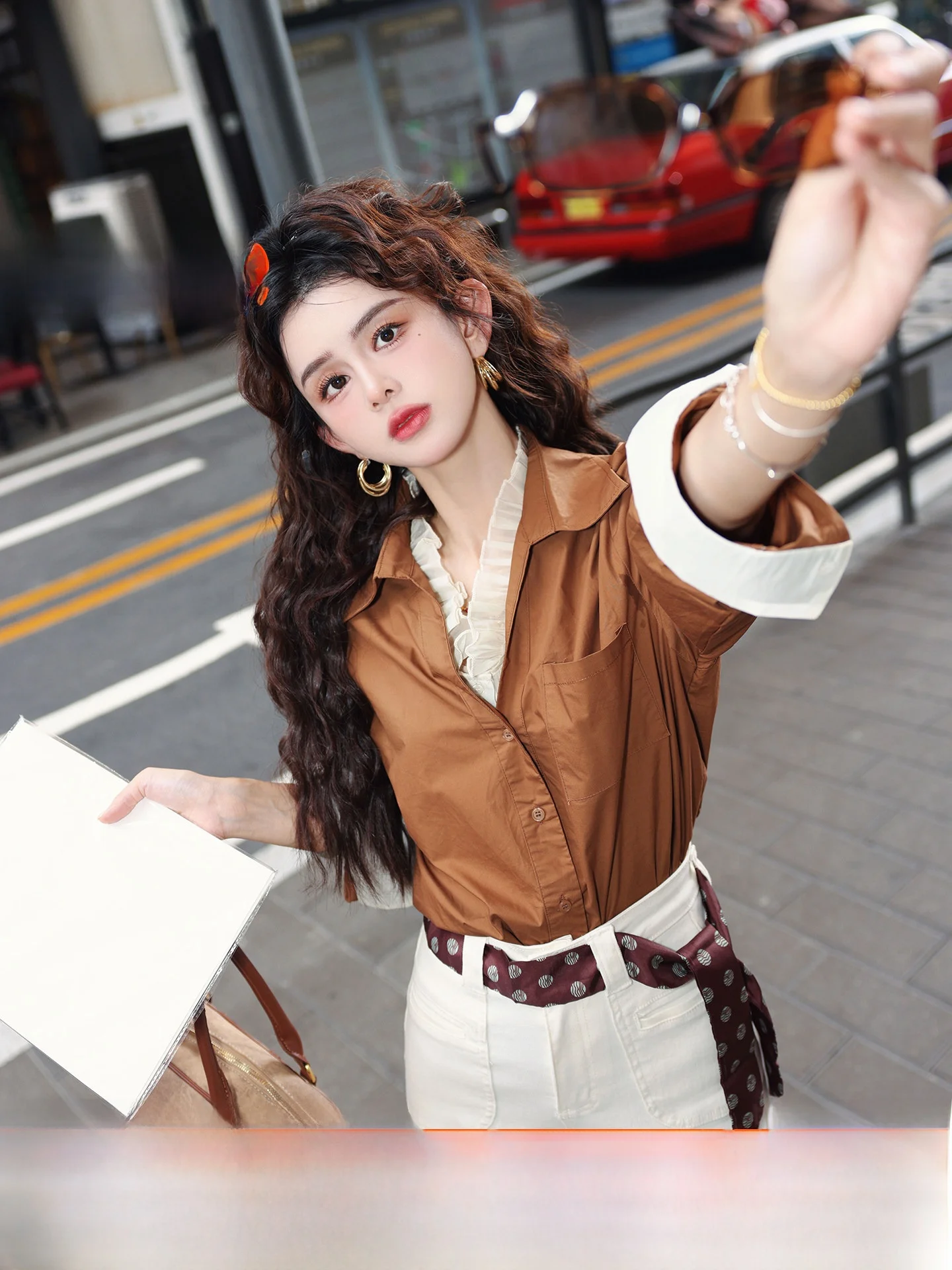 Женский топ Chen Jiajie Caramel Pudding в винтажном стиле, имитация двухслойности, ранняя весна 2026, новая коллекция, универсальный топ с комбинированными вставками
Женский топ Chen Jiajie Caramel Pudding в винтажном стиле, имитация двухслойности, ранняя весна 2026, новая коллекция, универсальный топ с комбинированными вставками