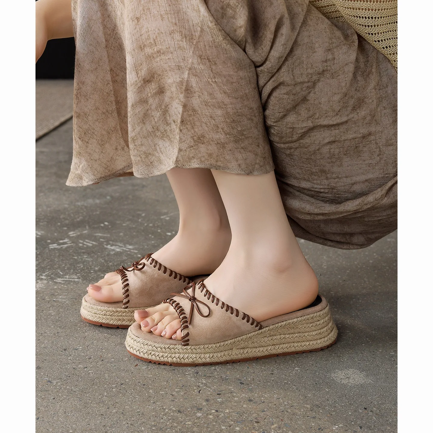 Women's Bow Knot Espadrille Wedge Sandals, Open Toe Platform Slip On Slippers for Summer Beach Vacation Casual Daily Wear
Women's Bow Knot Espadrille Wedge Sandals, Open Toe Platform Slip On Slippers for Summer Beach Vacation Casual Daily Wear