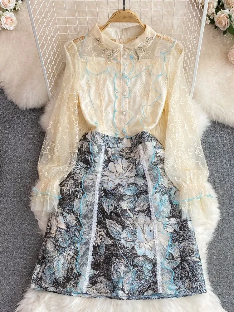 New Spring Women Vintage Diamond Turn Down Collar Embroidery Flower Mesh Ruffles Patchwork Blue Floral Jacquard Mini Dress
New Spring Women Vintage Diamond Turn Down Collar Embroidery Flower Mesh Ruffles Patchwork Blue Floral Jacquard Mini Dress