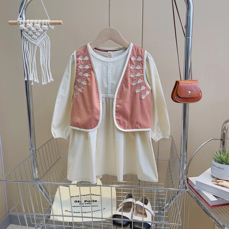 Girls Spring Suit2024New Children Vest Jacket Fashionable Dress Fashionable Baby Two-Piece Suit
Girls Spring Suit2024New Children Vest Jacket Fashionable Dress Fashionable Baby Two-Piece Suit