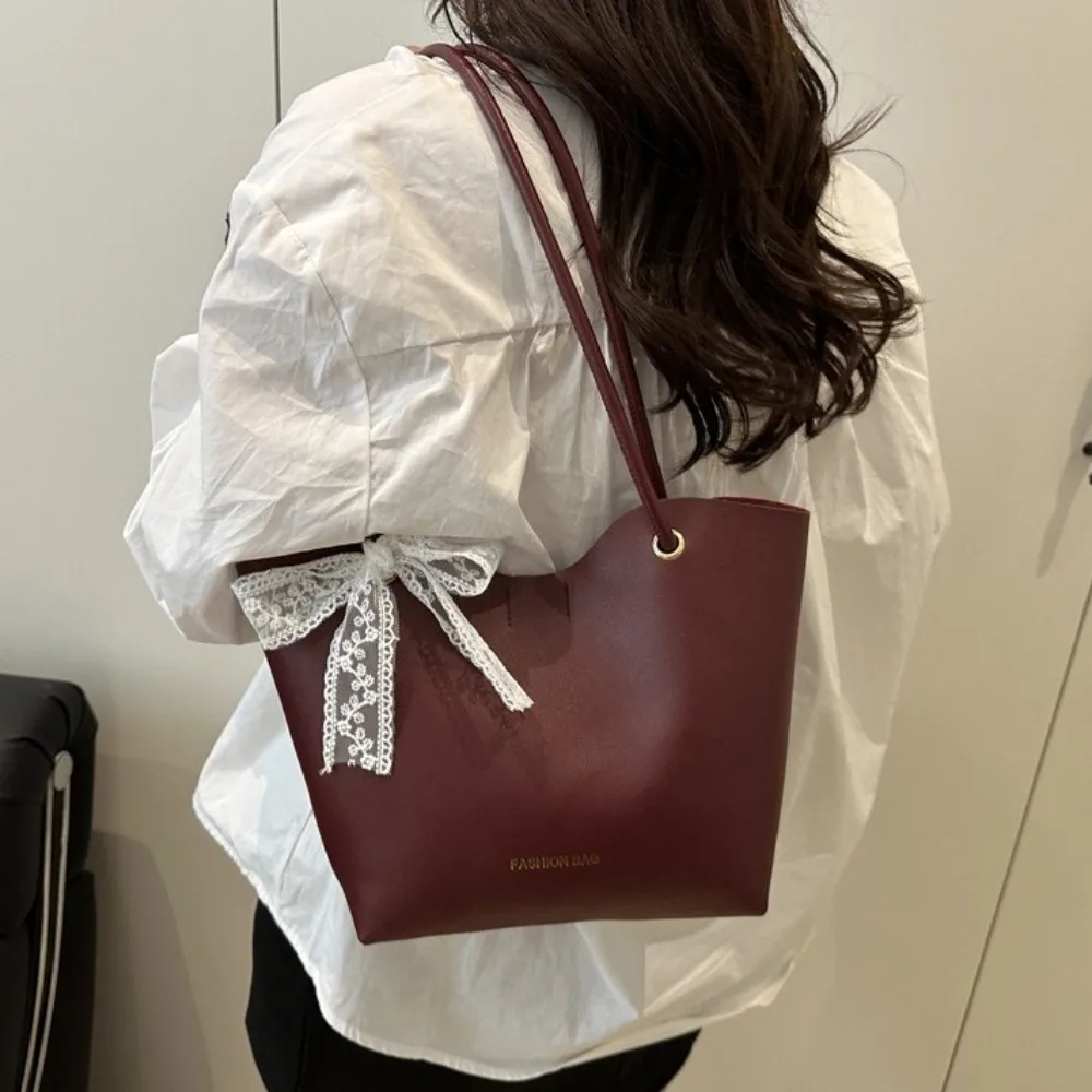 Retro Solid Color Leather Tote Bag Large Capacity With Lace Ribbons Shoulder Bag Korean Style Underarm Bag Women Handbag Girls
Retro Solid Color Leather Tote Bag Large Capacity With Lace Ribbons Shoulder Bag Korean Style Underarm Bag Women Handbag Girls