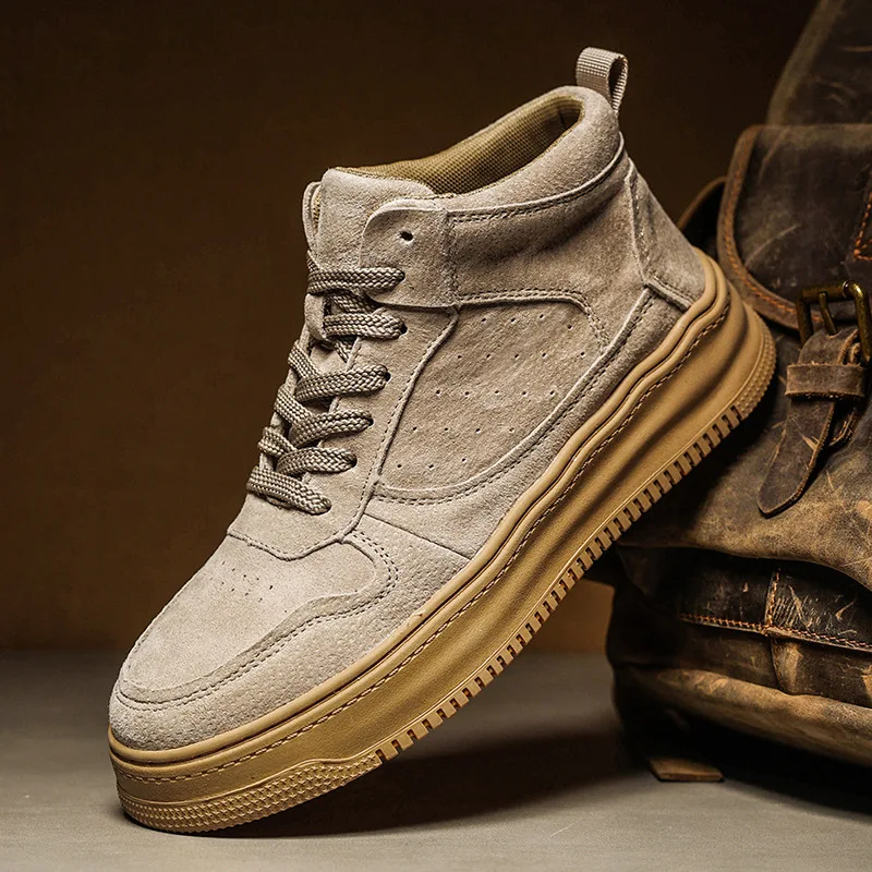 Men's High Top Sneakers 2026 New Retro Suede Casual Shoes Men Breathable Non-slip Skateboard Shoes Comfor Work Platform Boots
Men's High Top Sneakers 2026 New Retro Suede Casual Shoes Men Breathable Non-slip Skateboard Shoes Comfor Work Platform Boots