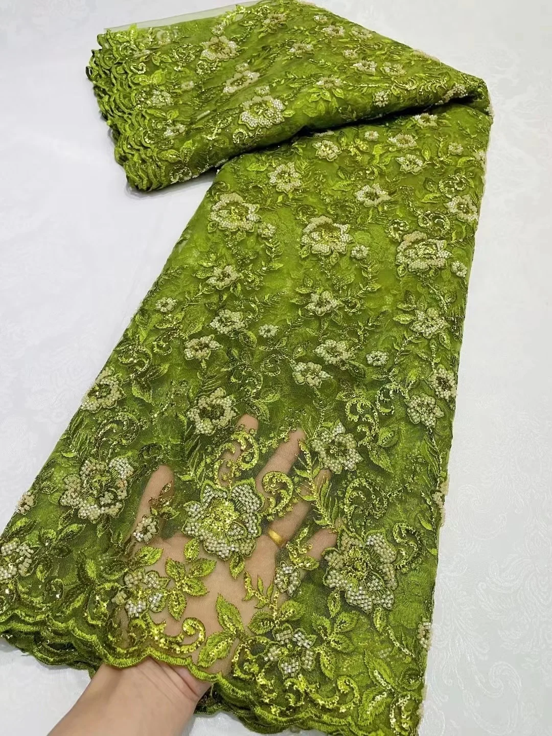 Luxury African Sequins Lace Fabric With Beaded Bridal Nigerian Beads Net Lace Fabric For Party Wedding Dress French Tulle Fabric
Luxury African Sequins Lace Fabric With Beaded Bridal Nigerian Beads Net Lace Fabric For Party Wedding Dress French Tulle Fabric