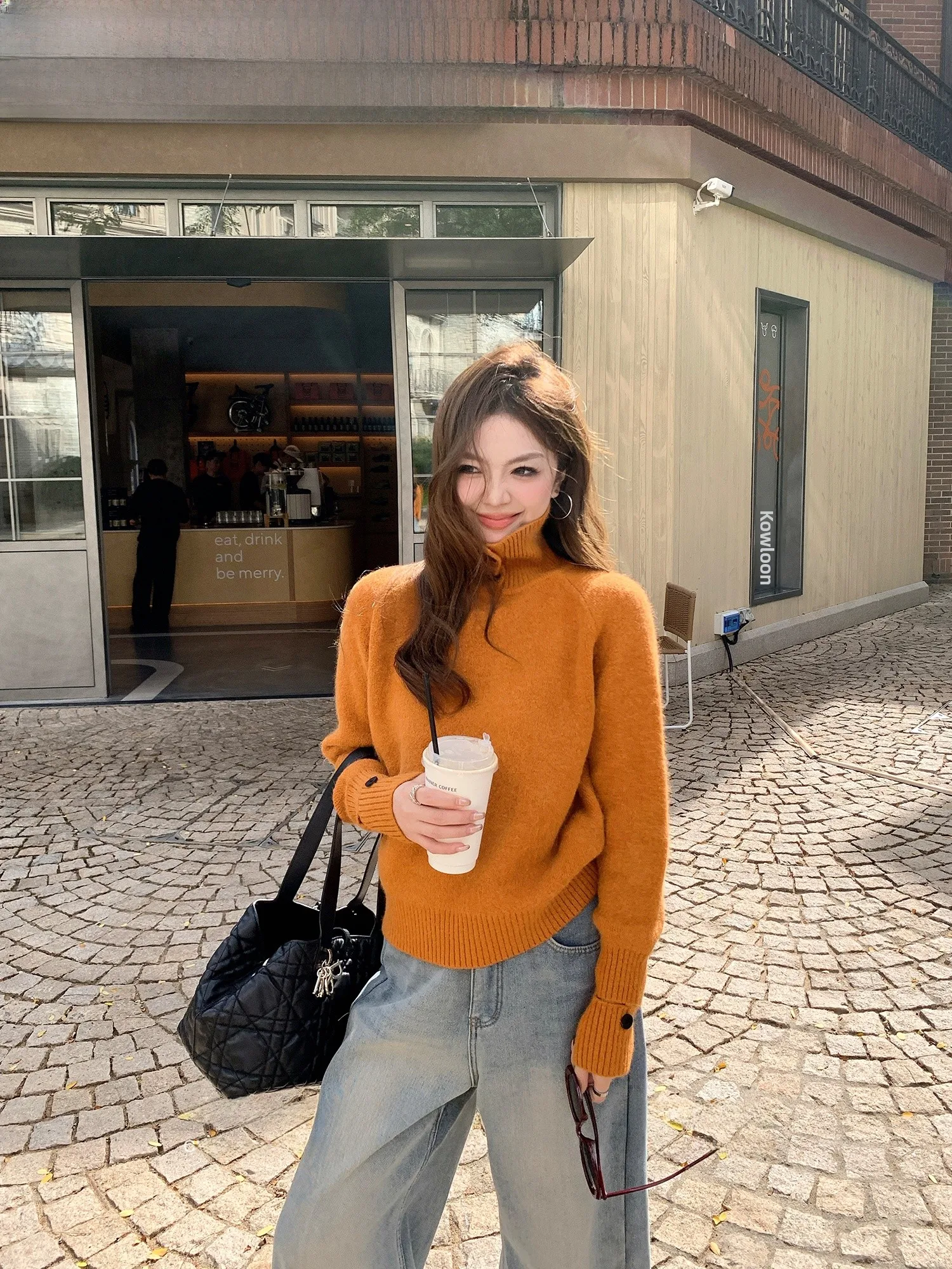 AeoAlways Luxury Rabbit Fur Mixed Knitwear Women's Loose Fit Stand Collar Sweater Slimming Winter Style Online Exclusive
AeoAlways Luxury Rabbit Fur Mixed Knitwear Women's Loose Fit Stand Collar Sweater Slimming Winter Style Online Exclusive