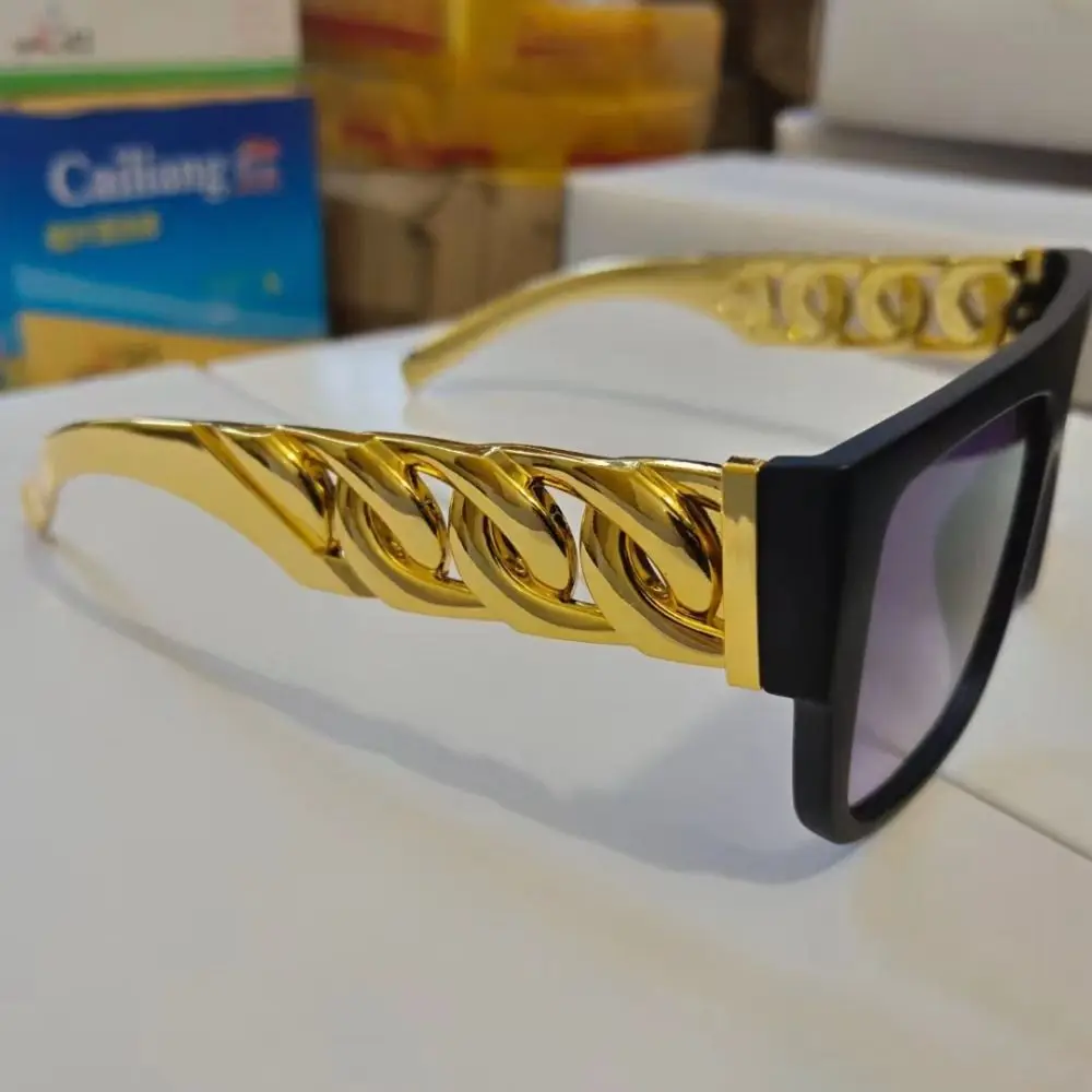 Hip Hop Sweet Eyewear Punk Sunglasses UV Protective Travel Outdoor Sunglasses Black Shades Fashionable Driving Glasses
Hip Hop Sweet Eyewear Punk Sunglasses UV Protective Travel Outdoor Sunglasses Black Shades Fashionable Driving Glasses