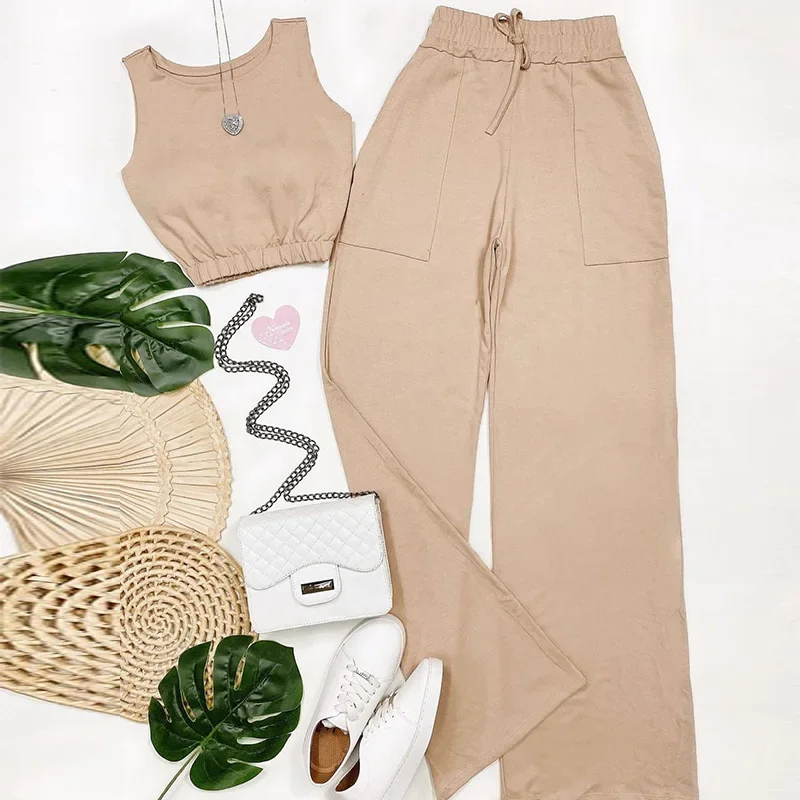Women's Summer New Fashion Solid Color Simple Casual Two-piece Round Neck Short Vest Top + Drawstring High Waist Straight Pants
Women's Summer New Fashion Solid Color Simple Casual Two-piece Round Neck Short Vest Top + Drawstring High Waist Straight Pants