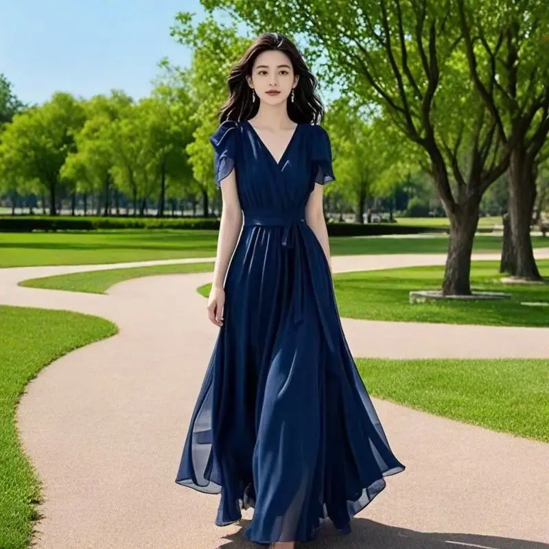 Women's spring summer New chiffon Long Dress Trend V-neck Short Sleeves solid holiday Dress Street Bombing Women's Clothing S127
Women's spring summer New chiffon Long Dress Trend V-neck Short Sleeves solid holiday Dress Street Bombing Women's Clothing S127
