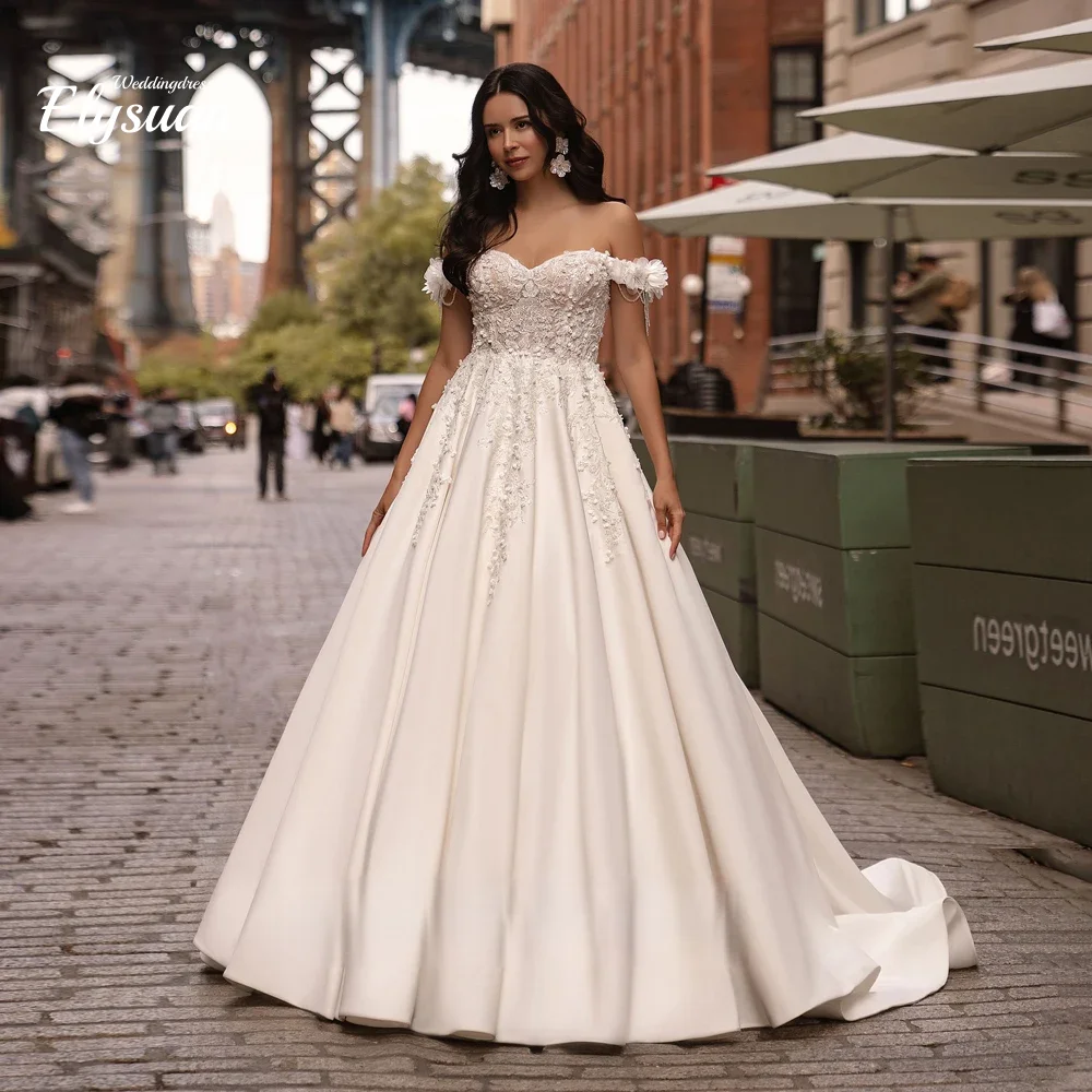 Customized Charming A Line Wedding Dresses Off Shoulder Lace Appliques Satin Bridal Gowns Vintage Sweep Train
Customized Charming A Line Wedding Dresses Off Shoulder Lace Appliques Satin Bridal Gowns Vintage Sweep Train