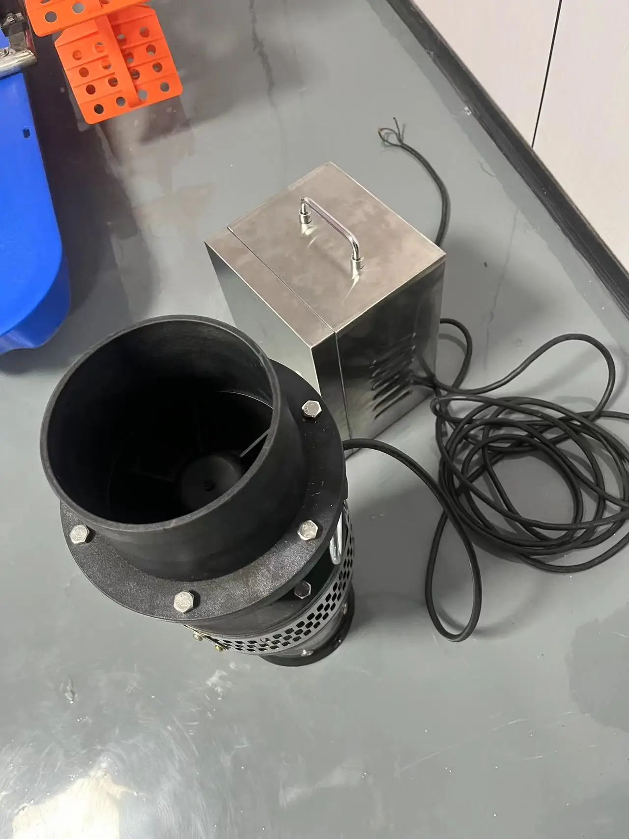 7.5kw Permanent-Magnet Motor QY Large Flow Submersible Pump - Factory Direct Sales at a Reasonable Price
7.5kw Permanent-Magnet Motor QY Large Flow Submersible Pump - Factory Direct Sales at a Reasonable Price