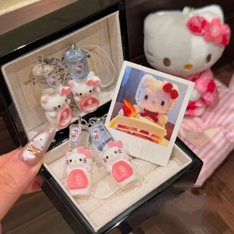 Sanrio Hello Kitty водостойкий мини-диспенсер для воды, брелок для студенческих канцелярских принадлежностей, подвеска, украшение для мобильного телефона
Sanrio Hello Kitty водостойкий мини-диспенсер для воды, брелок для студенческих канцелярских принадлежностей, подвеска, украшение для мобильного телефона