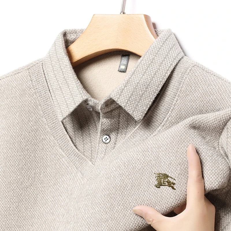 Hot Sale Letter Print Men's Fake Two-piece British Luxury Brand Winter Lapel Knit Sweater Warm Trend Pullover Fashion Men's Wear
Hot Sale Letter Print Men's Fake Two-piece British Luxury Brand Winter Lapel Knit Sweater Warm Trend Pullover Fashion Men's Wear