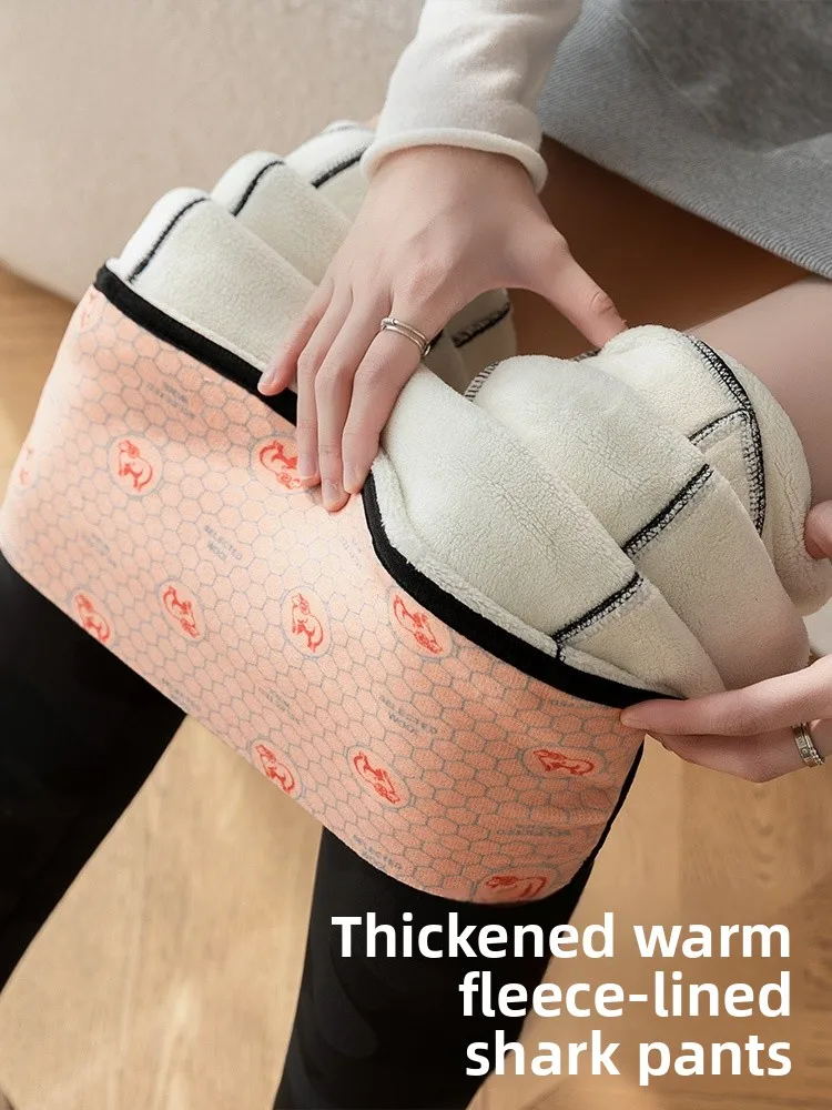 Камуфляжные штаны для йоги с высокой талией, женские осенне-зимние теплые брюки из коровьей кожи Thiened Fce, нескользящие
Камуфляжные штаны для йоги с высокой талией, женские осенне-зимние теплые брюки из коровьей кожи Thiened Fce, нескользящие