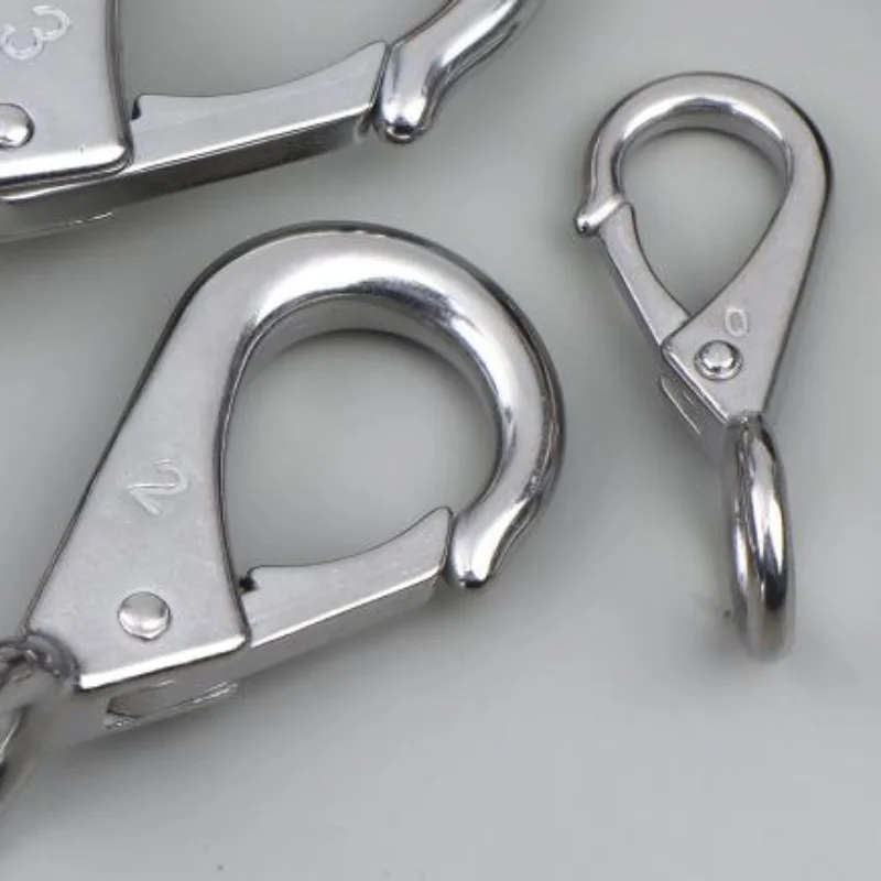 High Strength Stainless Steel 304 Spring Snap Hook Carabiner Fixed Eye Clip Outdoor Utility Equipment
High Strength Stainless Steel 304 Spring Snap Hook Carabiner Fixed Eye Clip Outdoor Utility Equipment