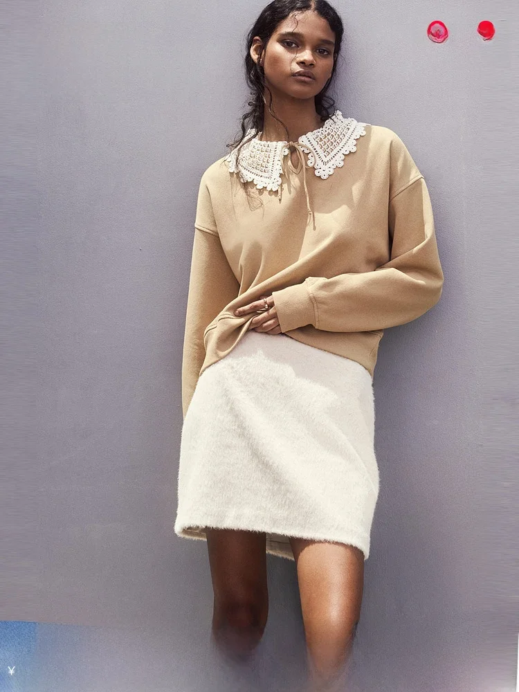 H&M Spring Women's Hoodie with Collar 322453 Polyester Cotton Blend Comfortable Casual Streetwear Faion
H&M Spring Women's Hoodie with Collar 322453 Polyester Cotton Blend Comfortable Casual Streetwear Faion