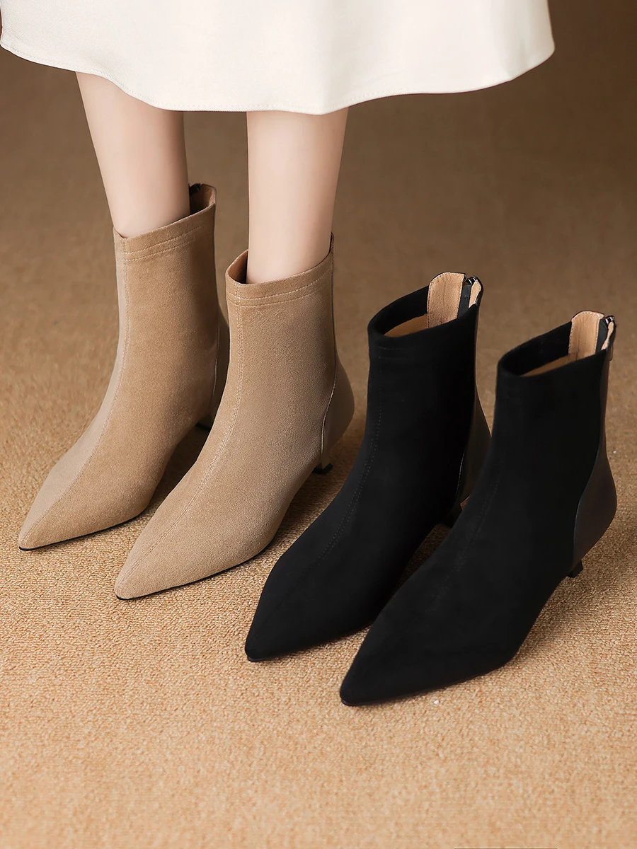 New Western-style Women's Boots for Autumn/Winter 2024, Lady's Short Boots, Chelsea Short Boots, Genuine Leather Short Boots
New Western-style Women's Boots for Autumn/Winter 2024, Lady's Short Boots, Chelsea Short Boots, Genuine Leather Short Boots