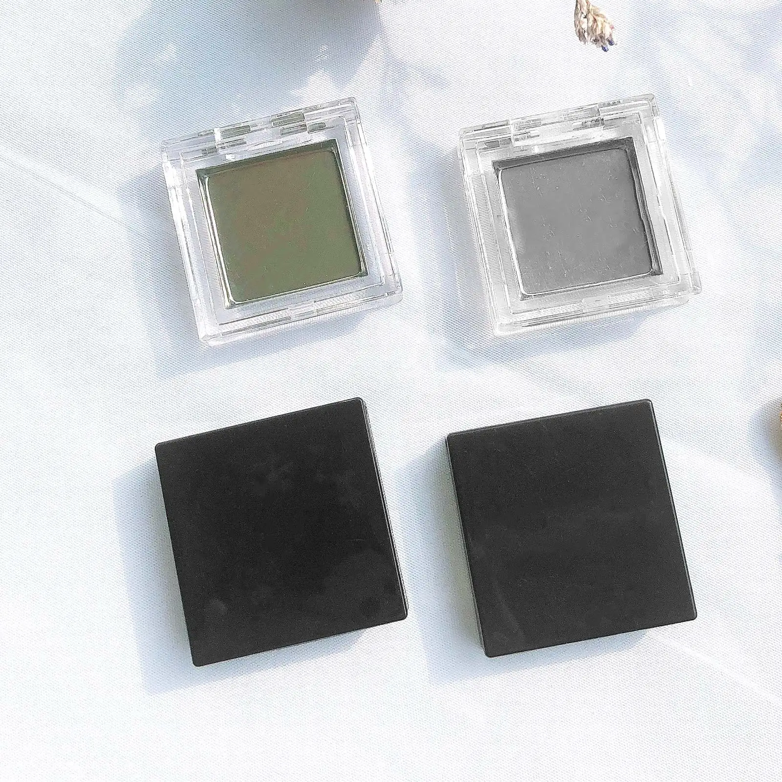 4pcs Empty Box Lipstick Case Makeup Container Square Travel Plate Storage Box For Eyeshadow Blush Powder Foundation
4pcs Empty Box Lipstick Case Makeup Container Square Travel Plate Storage Box For Eyeshadow Blush Powder Foundation