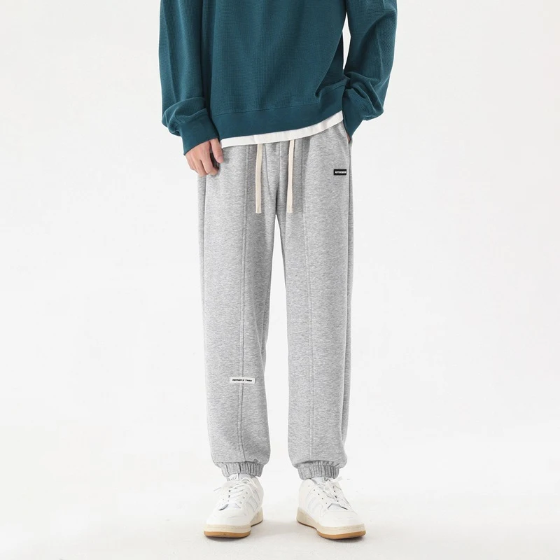 TFETTERS Brand Casual Sweatpants Men Autumn and Winter Solid Color Sports Students Pants Mid Loose Elastic Waist Streetwear Men
TFETTERS Brand Casual Sweatpants Men Autumn and Winter Solid Color Sports Students Pants Mid Loose Elastic Waist Streetwear Men
