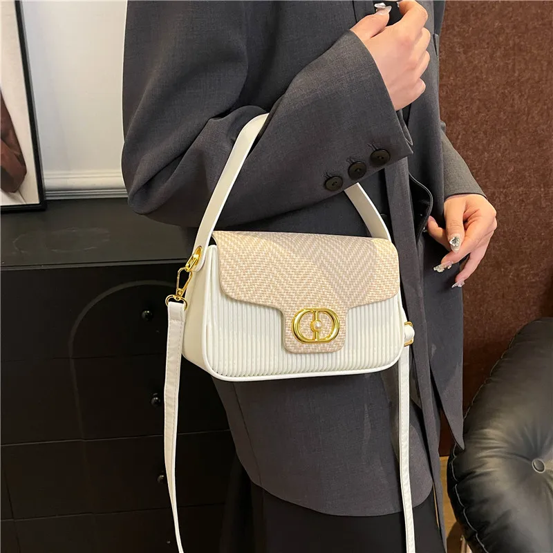 Fashionable Leather Crossbody Bag for Women Designer Shoulder Handbag Elegant Ladies Tote Purse Messenger
Fashionable Leather Crossbody Bag for Women Designer Shoulder Handbag Elegant Ladies Tote Purse Messenger